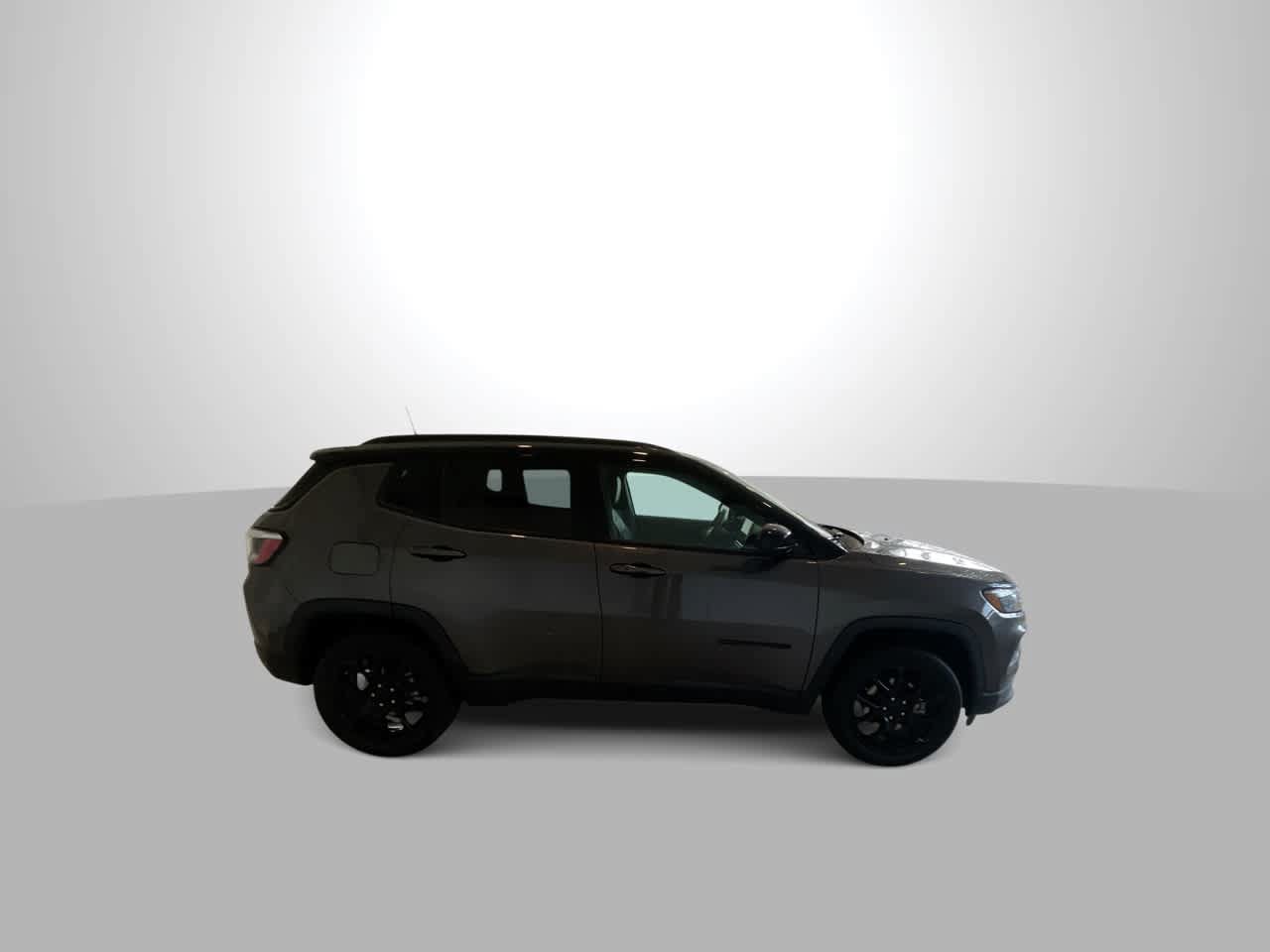 Used 2022 Jeep Compass Latitude AWD/4WD image 9