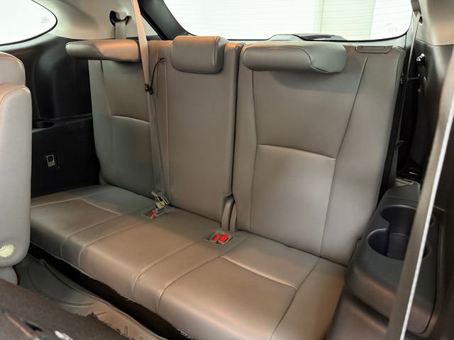 Used 2023 Toyota Highlander XLE FWD image 35