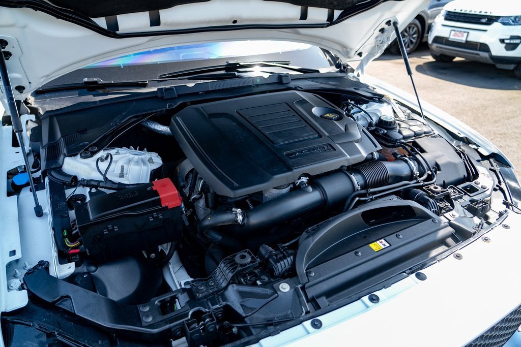 Used 2018 Jaguar XF Prestige image 26