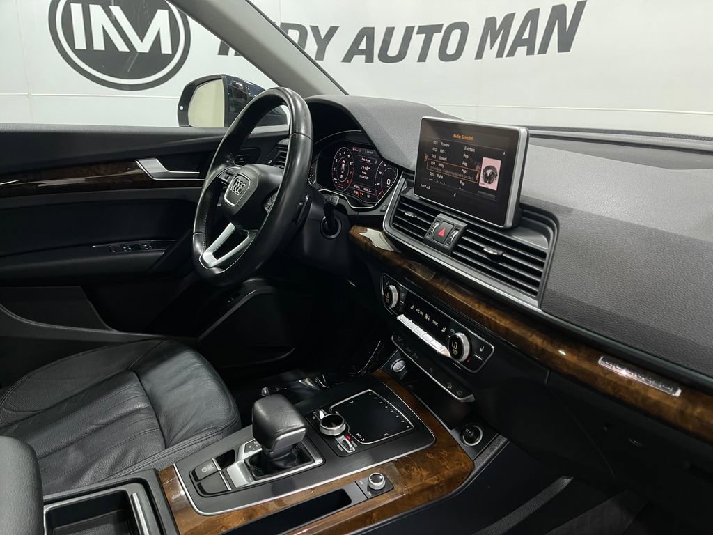 Used 2018 Audi Q5 2.0T Premium Plus w/ Premium Plus Package image 21