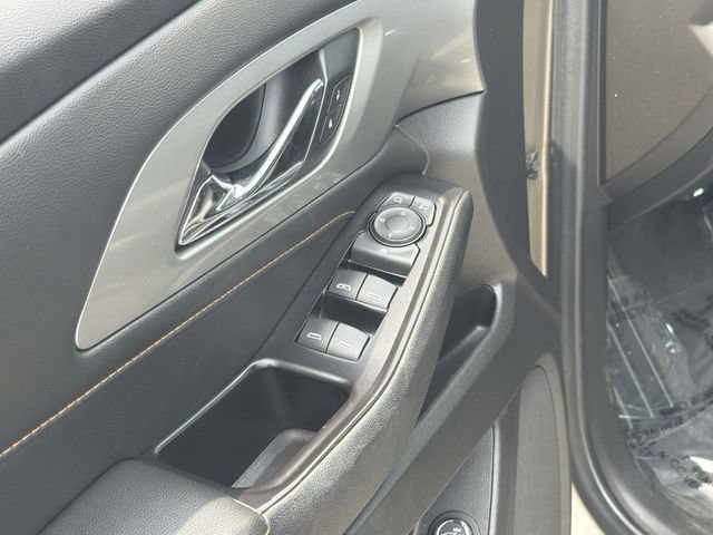 Certified 2020 Chevrolet Traverse LT FWD image 21