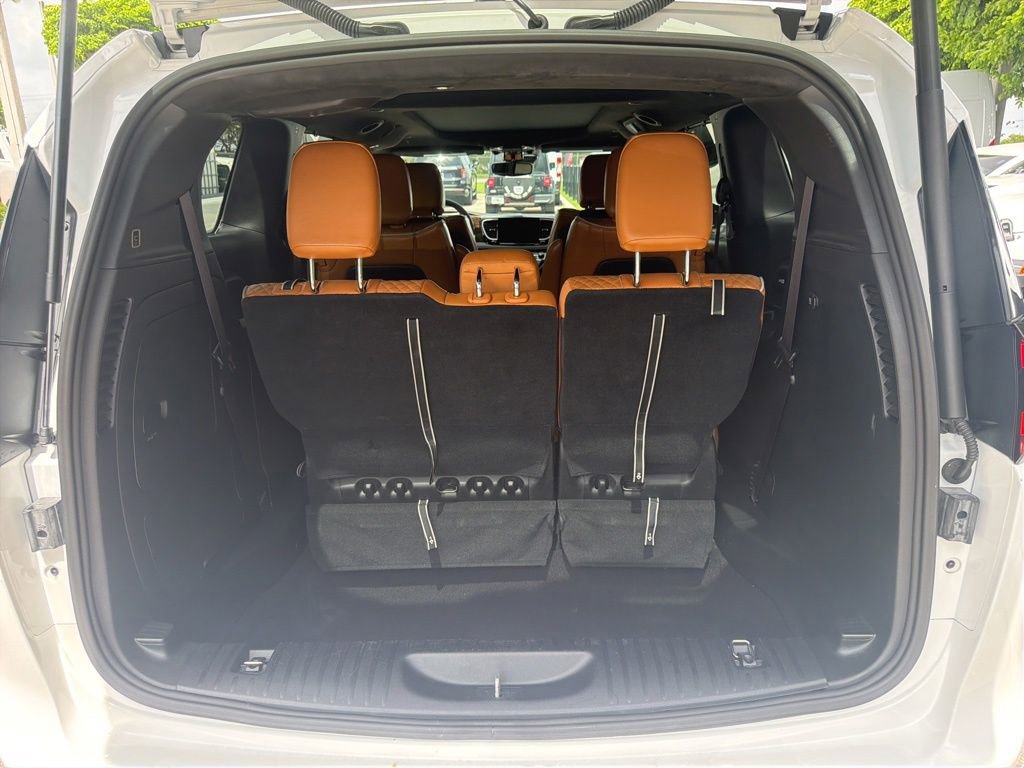 Used 2023 Chrysler Pacifica Pinnacle FWD image 14