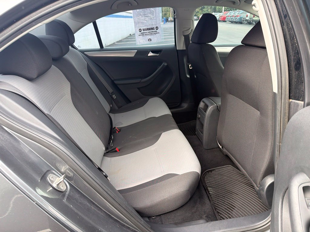 Used 2017 Volkswagen Jetta S w/ Jetta S Cold Weather Package FWD image 21