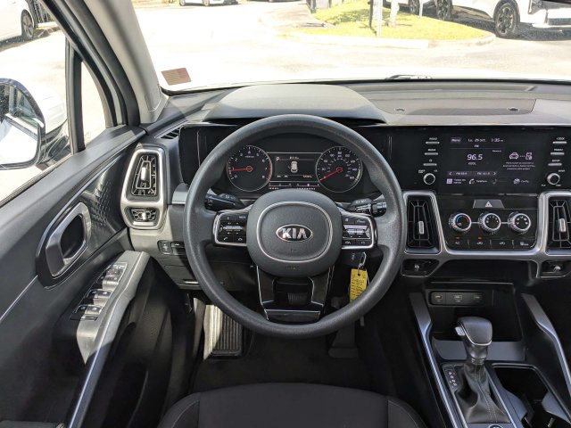 Used 2021 Kia Sorento LX FWD image 21