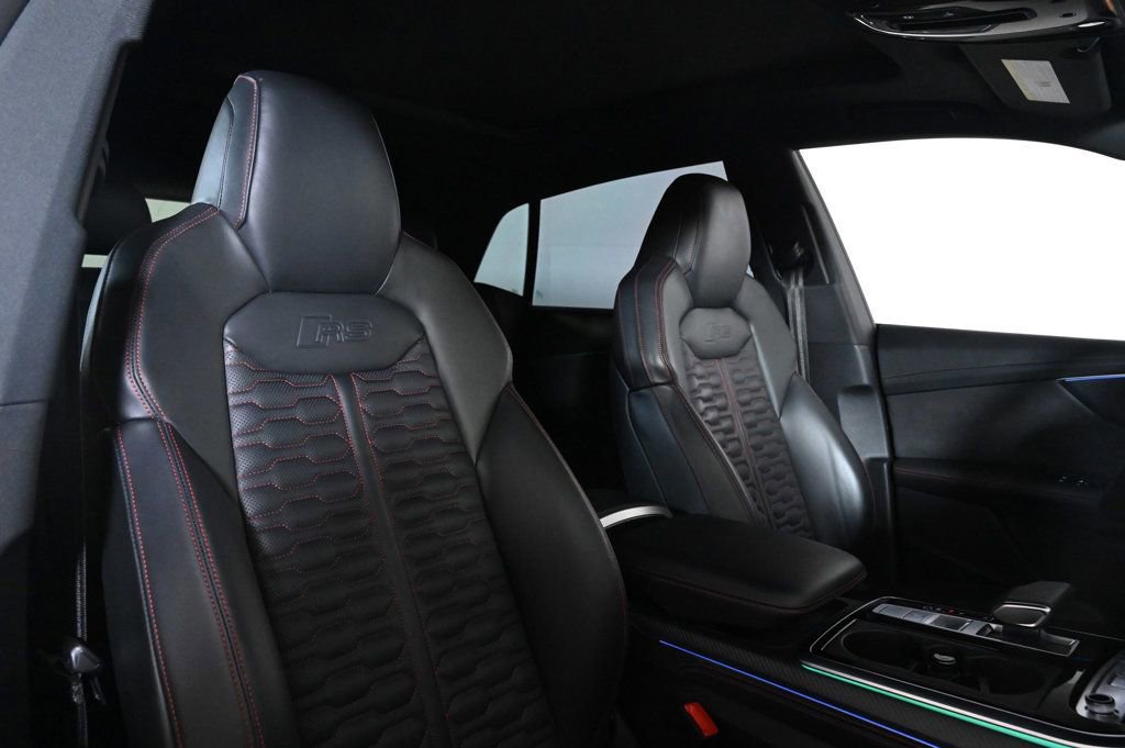 Used 2023 Audi RS Q8 image 16