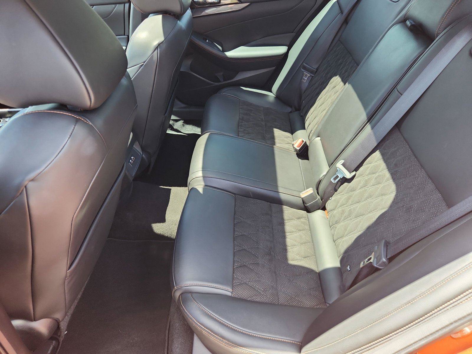 Used 2019 Nissan Maxima SR w/ Premium Package FWD image 12