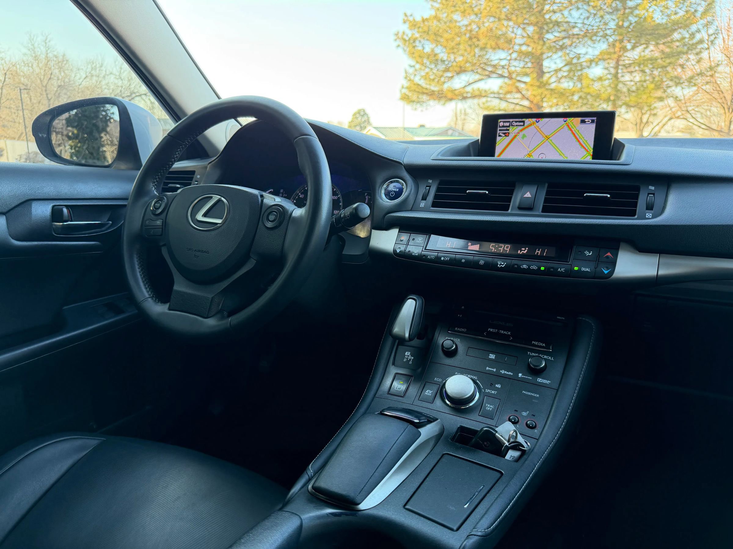 Used 2014 Lexus CT 200h Premium image 25