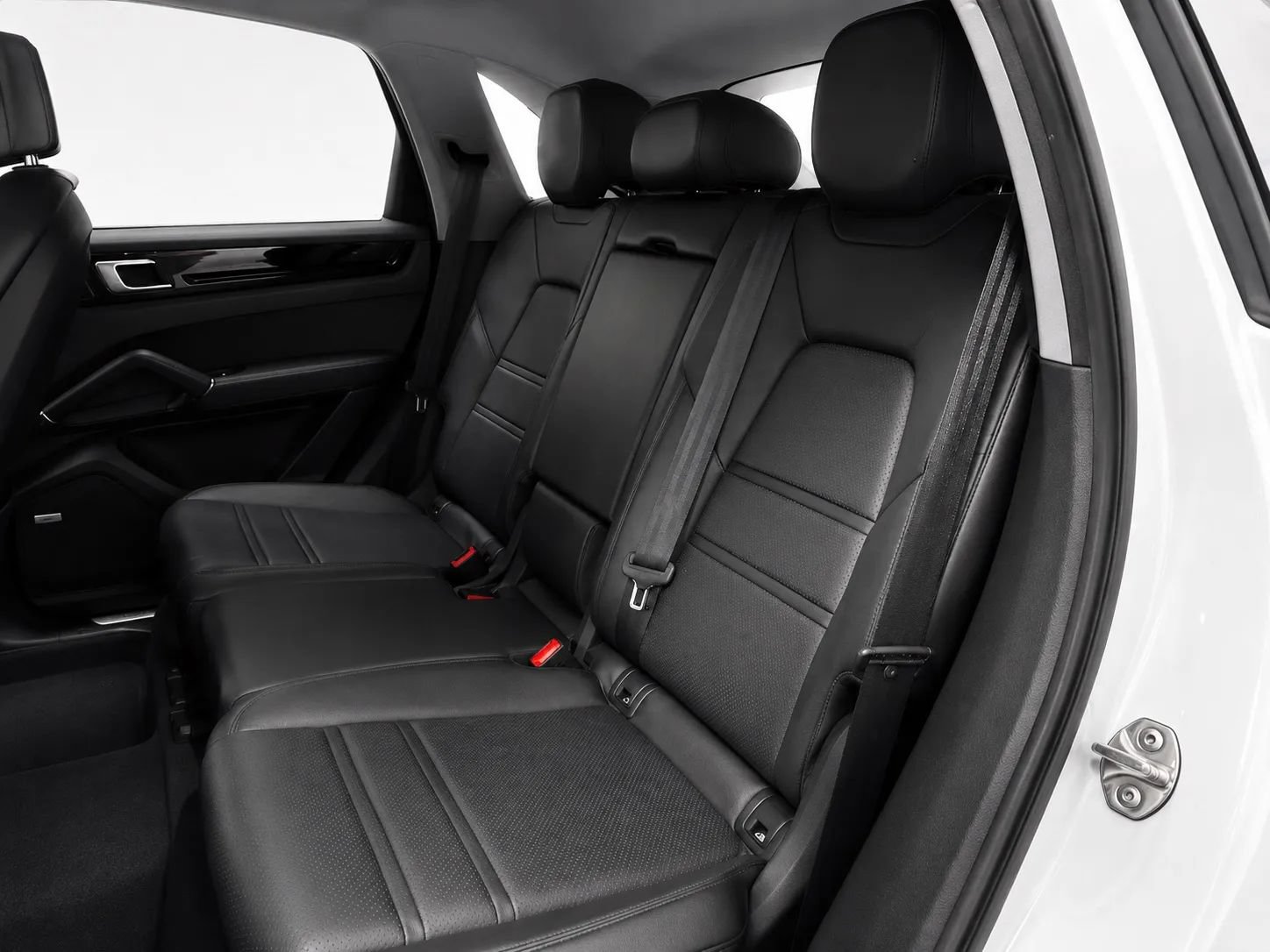 Used 2019 Porsche Cayenne S AWD/4WD image 17