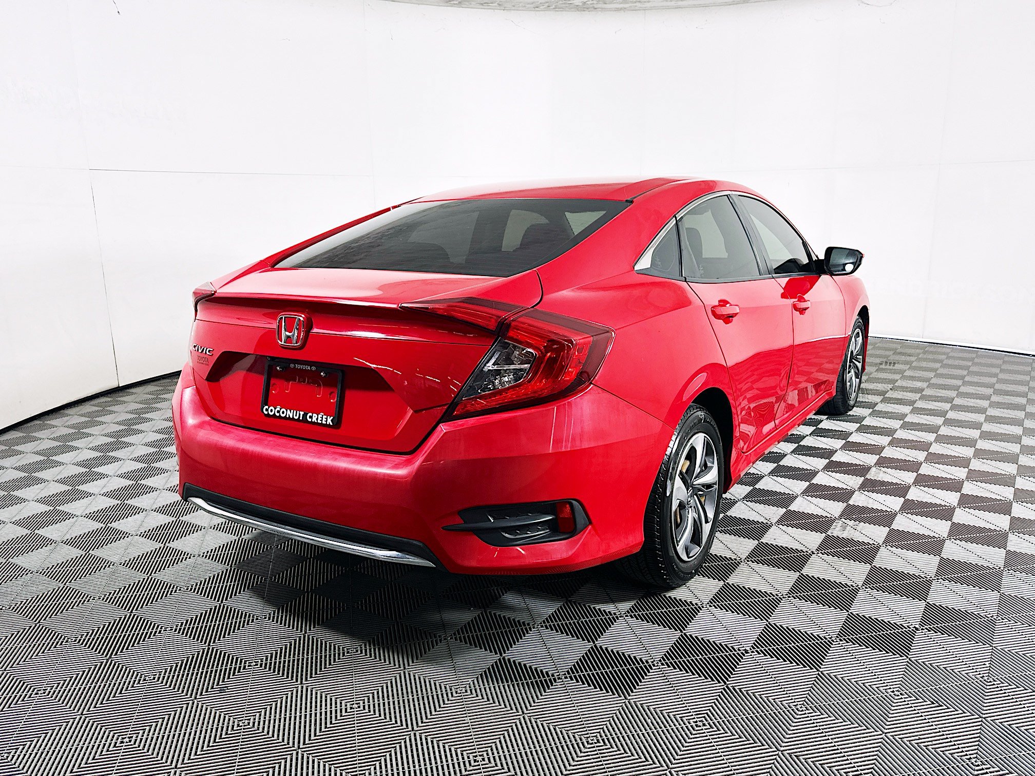 Used 2019 Honda Civic LX image 3