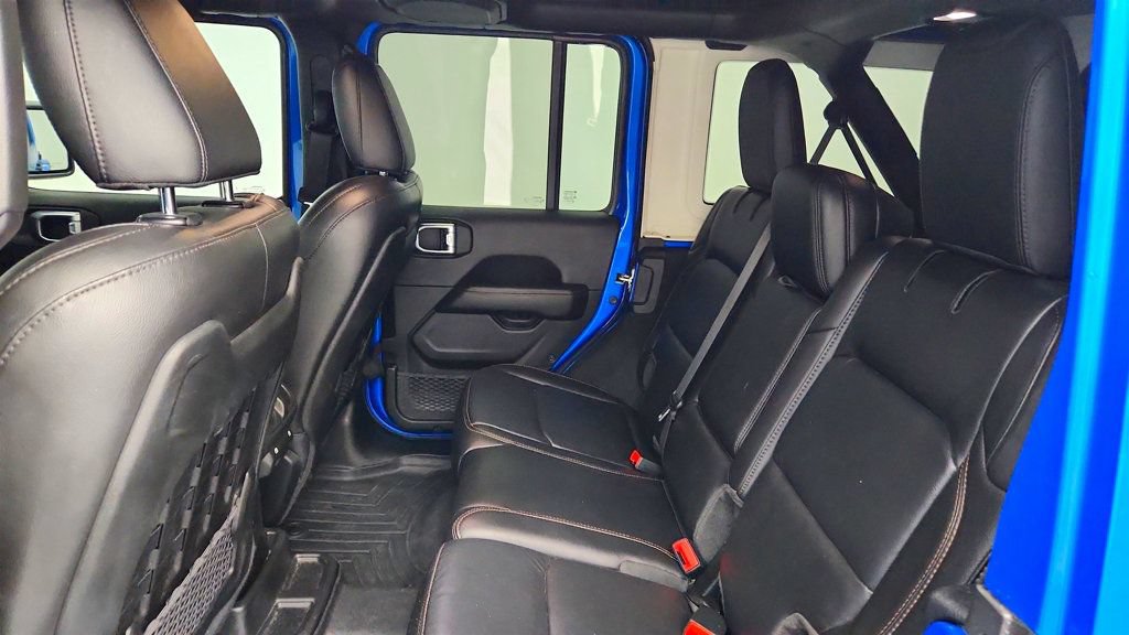 Used 2023 Jeep Wrangler Unlimited Rubicon 392 AWD/4WD image 23
