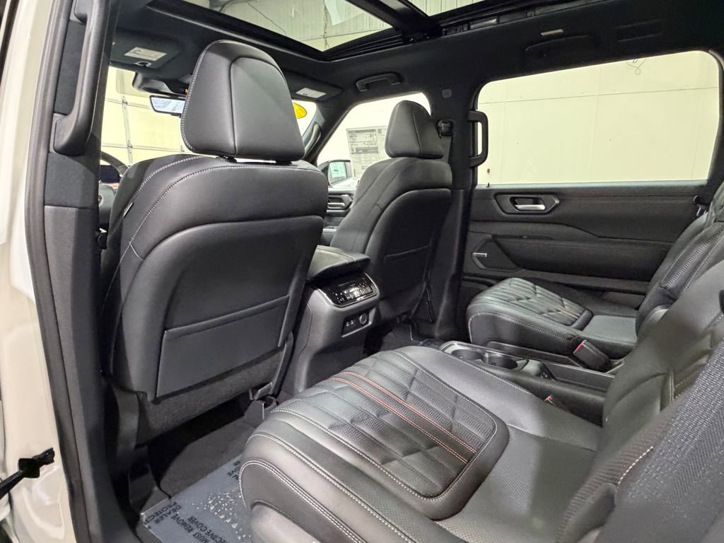 New 2026 Nissan Armada PRO-4X AWD/4WD image 35