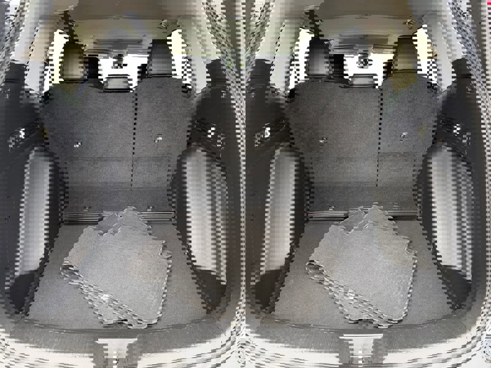 Used 2025 Honda CR-V EX-L image 4