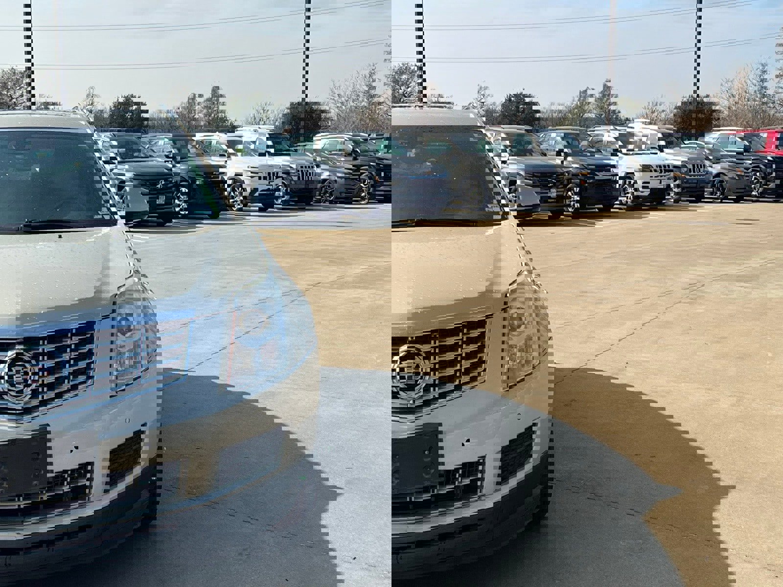 Used 2015 Cadillac SRX Luxury w/ Driver Awareness Package image 3