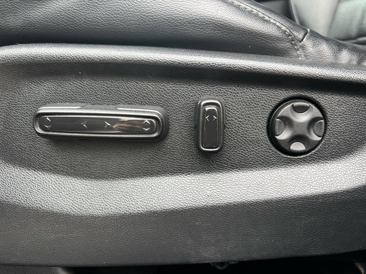 Used 2020 Honda CR-V EX-L image 29