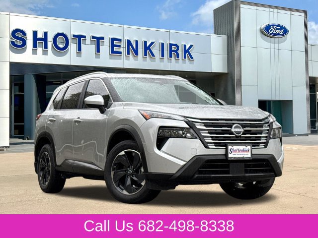 Used 2024 Nissan Rogue SV w/ SV Premium Package