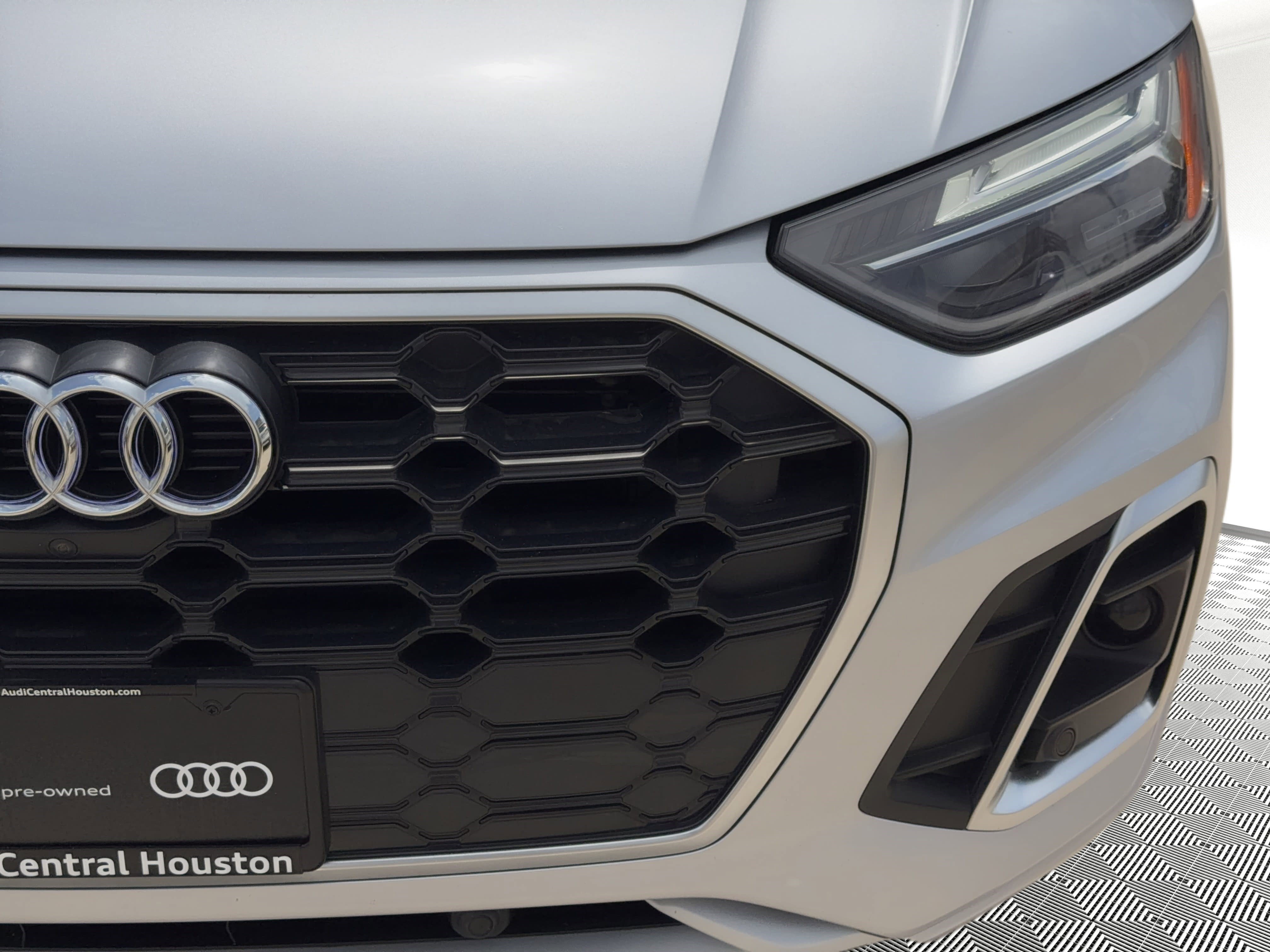 Certified 2023 Audi Q5 2.0T Premium Plus w/ Premium Plus Package image 11