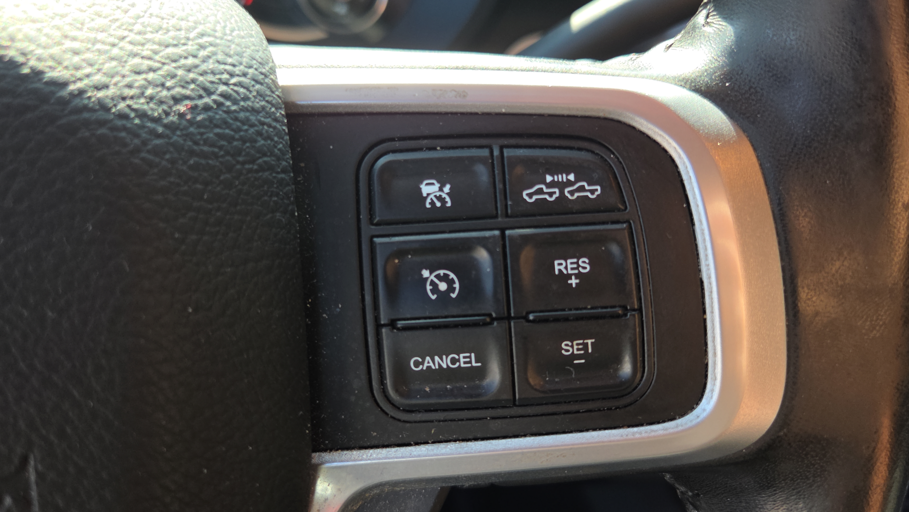 Used 2021 RAM 3500 Big Horn w/ Level B Equipment Group AWD/4WD image 23