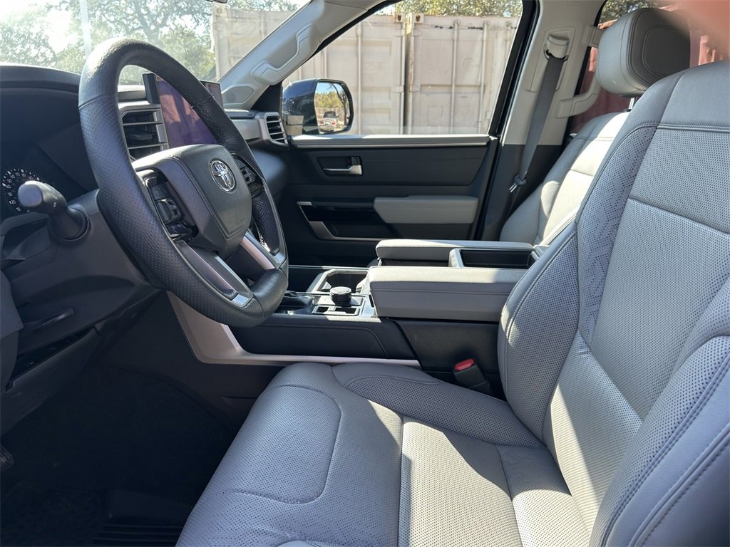 Used 2022 Toyota Tundra Limited image 11