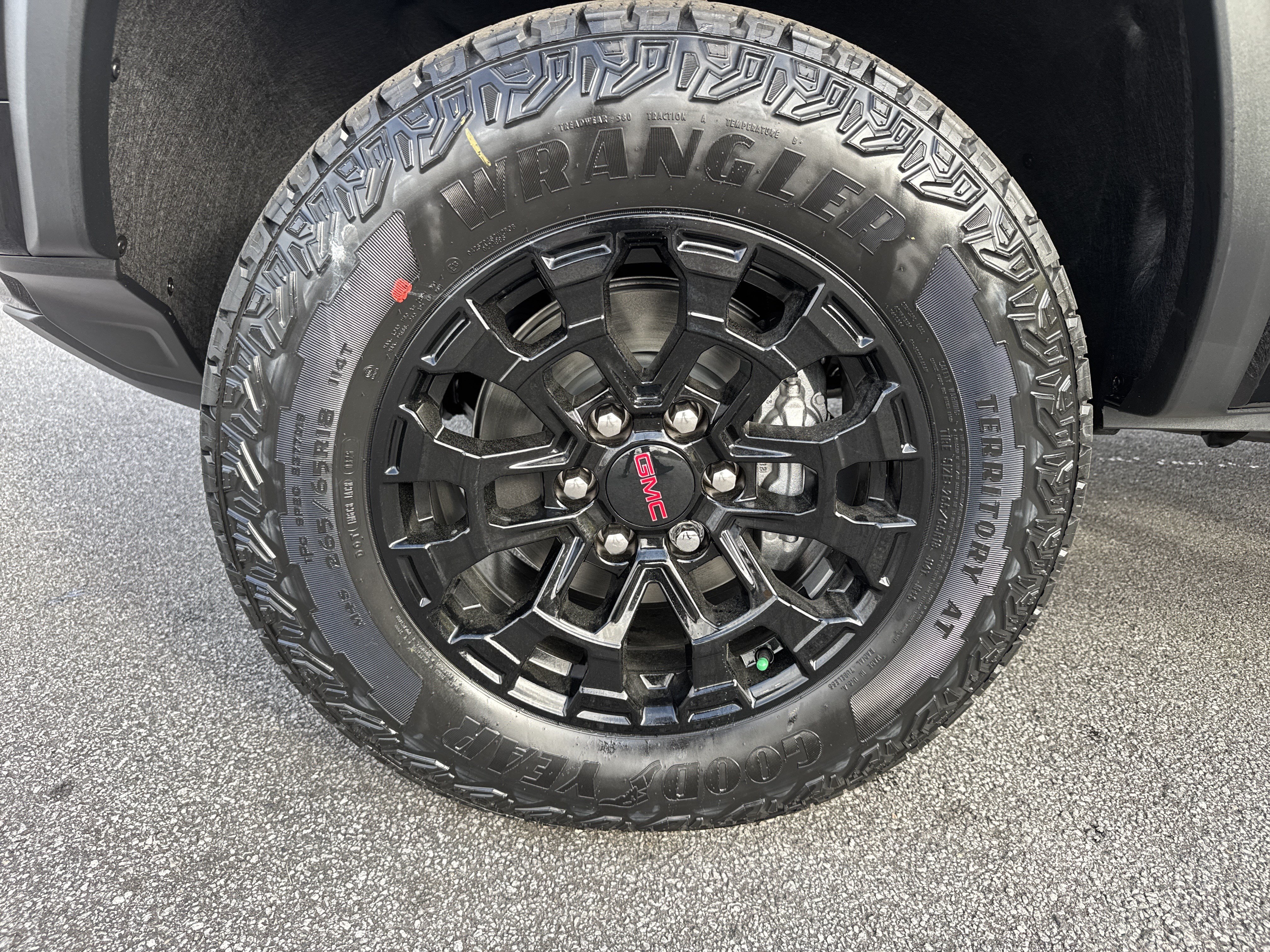 New 2026 GMC Canyon Elevation w/ Convenience Package AWD/4WD image 13