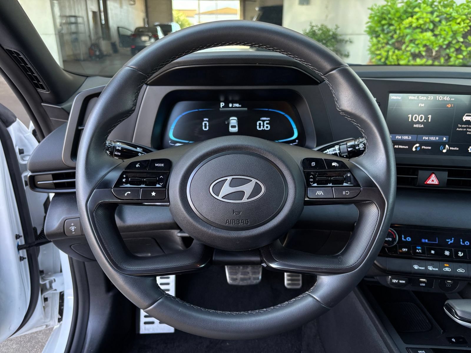 Used 2026 Hyundai Elantra Sport FWD image 27