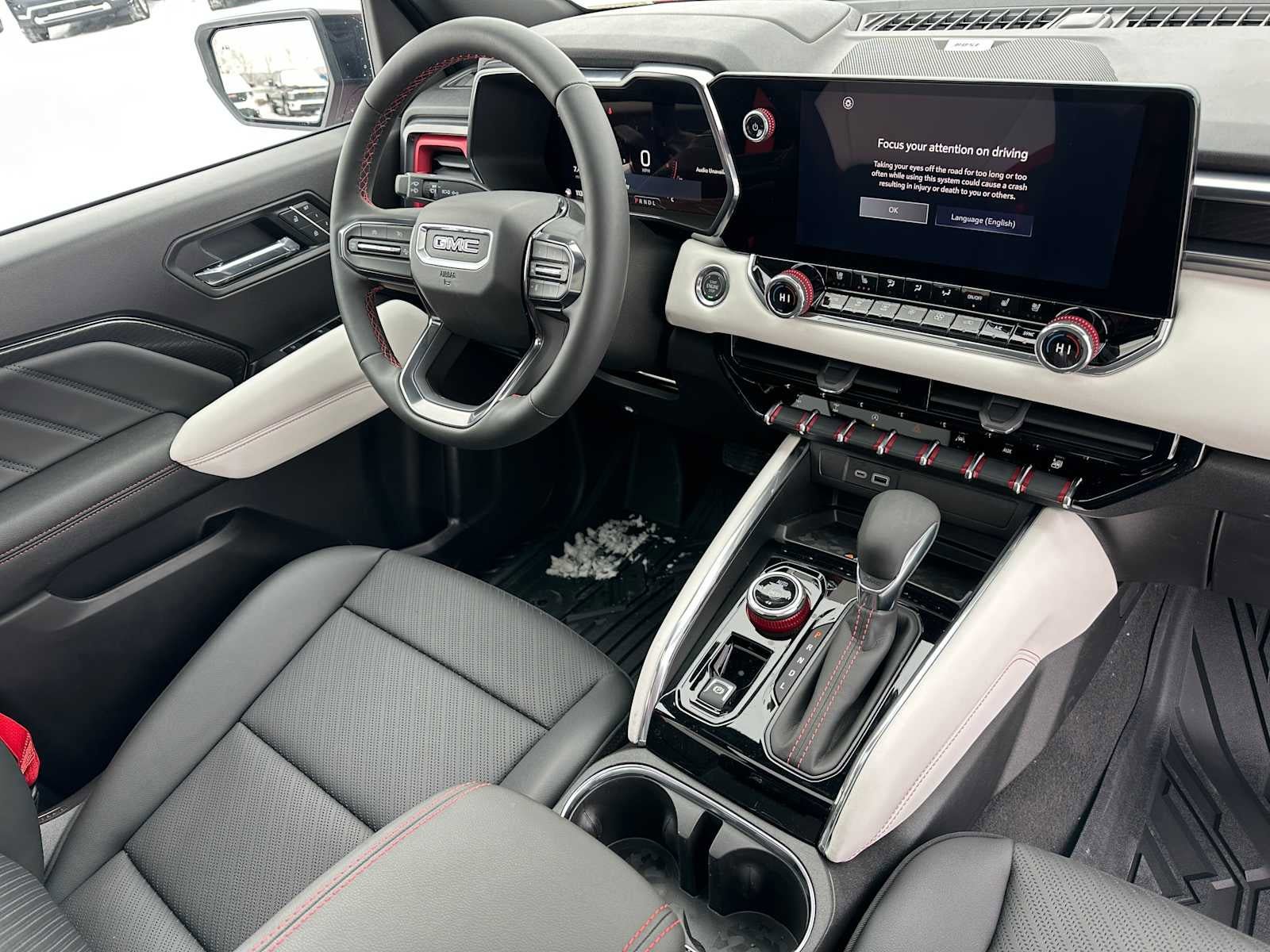 New 2026 GMC Canyon AT4X w/ AT4X AEV Edition AWD/4WD image 11