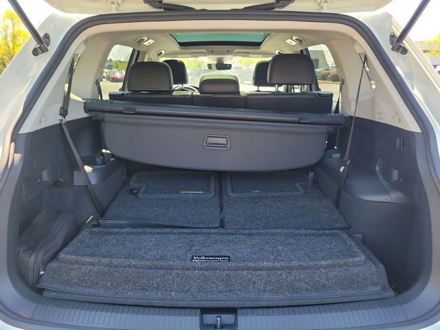 Used 2022 Volkswagen Tiguan SE image 8