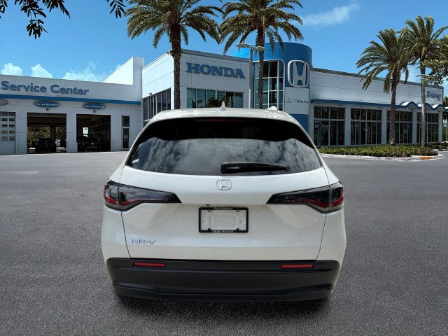 Used 2025 Honda HR-V LX image 7