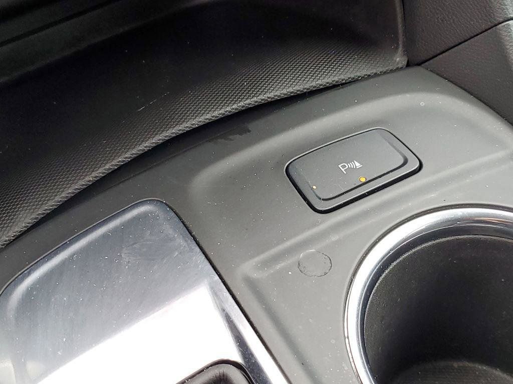 Used 2023 Chevrolet Equinox LT image 19