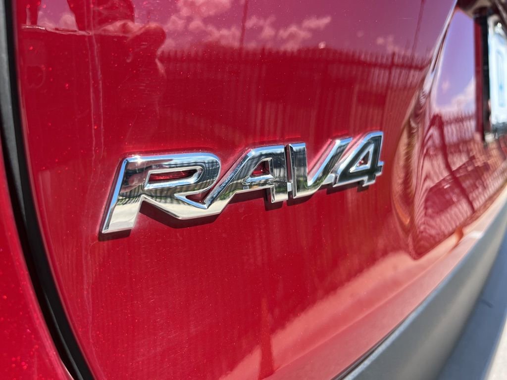 Used 2024 Toyota RAV4 Limited image 8