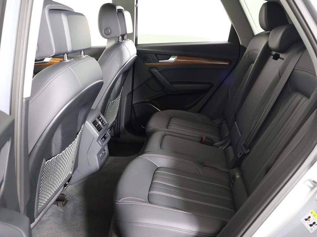Used 2023 Audi Q5 2.0T Premium w/ Convenience Package image 36