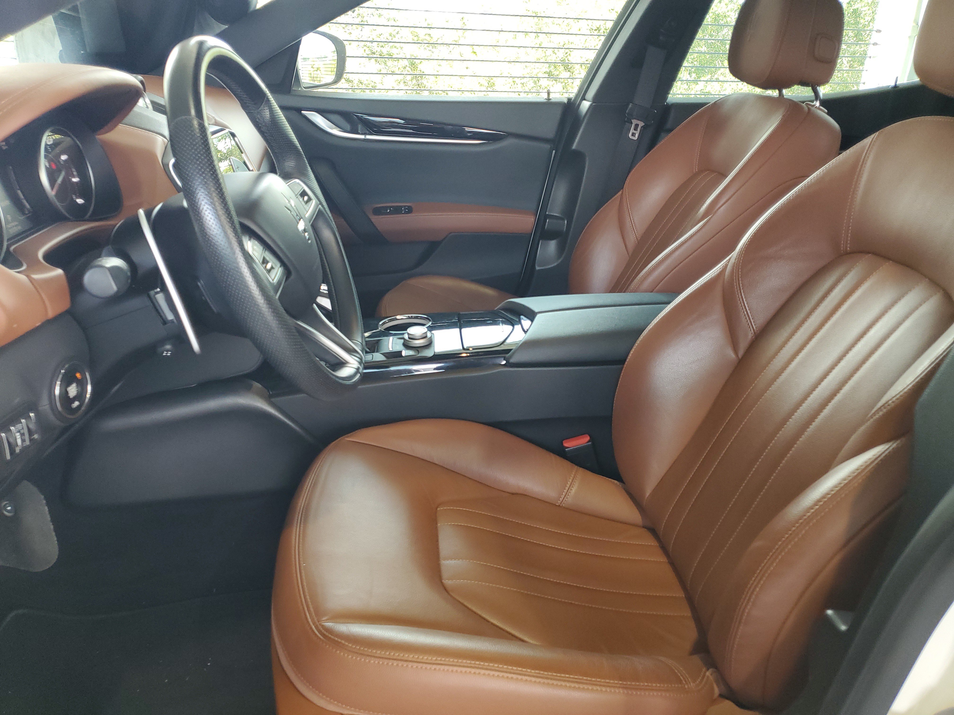 Used 2022 Maserati Ghibli Modena RWD image 18