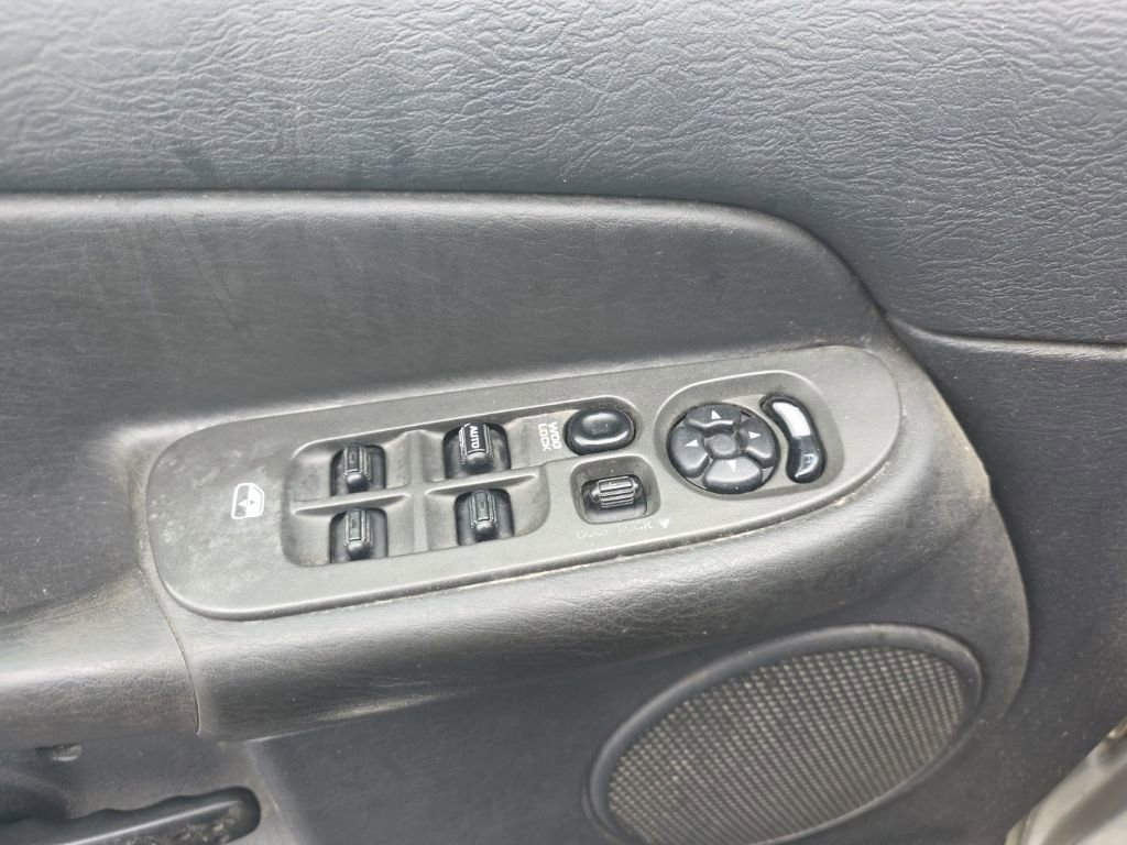 Used 2004 Dodge Ram 1500 Truck SLT w/ Trailer Tow Group image 17