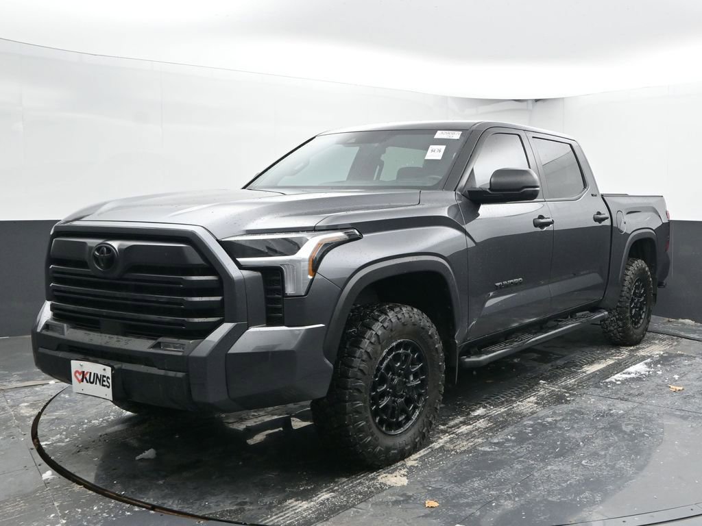 Used 2025 Toyota Tundra SR5 image 5