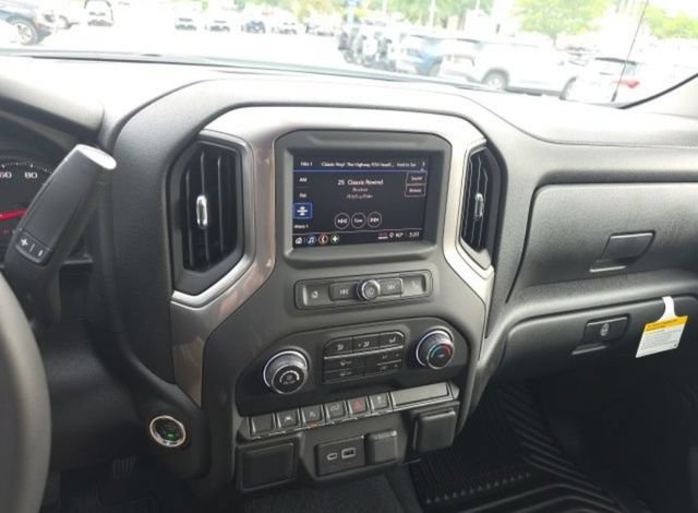 New 2026 Chevrolet Silverado 1500 Custom w/ Turbomax Blackout Package AWD/4WD image 18