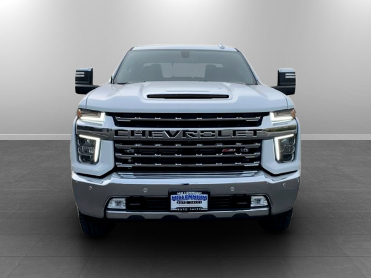 Used 2021 Chevrolet Silverado 3500 LTZ w/ LTZ Convenience Package AWD/4WD image 2