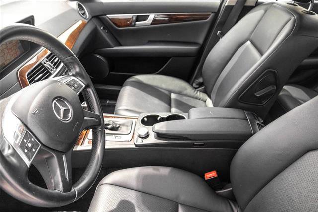 Used 2014 Mercedes-Benz C 300 4MATIC Sedan image 11