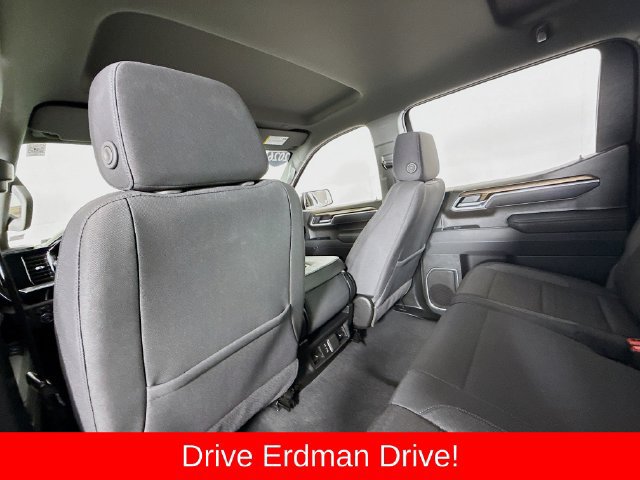 Used 2026 Chevrolet Silverado 1500 LT AWD/4WD image 10