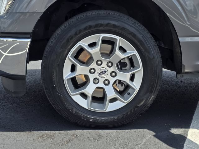 Used 2021 Ford F150 XLT w/ Trailer Tow Package RWD image 30