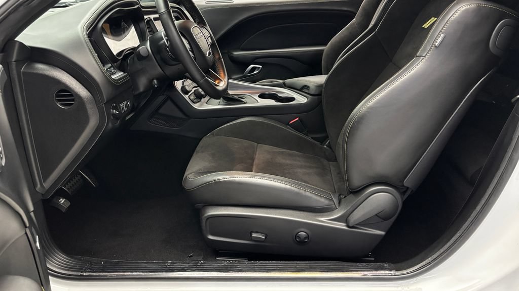 Used 2023 Dodge Challenger R/T Scat Pack RWD image 20