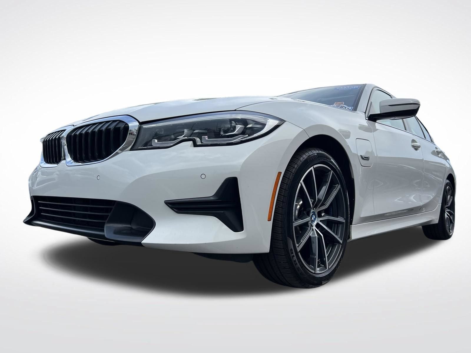 Used 2022 BMW 330e xDrive w/ Driving Assistance Package AWD/4WD image 65