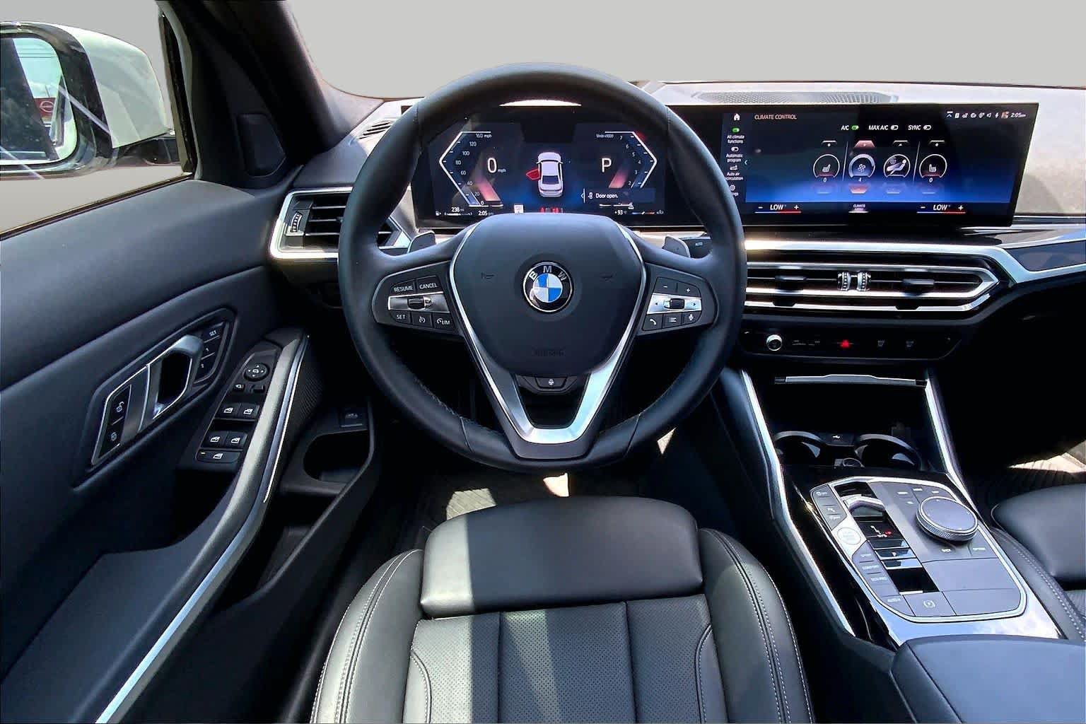 Used 2023 BMW 330i xDrive Sedan w/ Premium Package AWD/4WD image 5