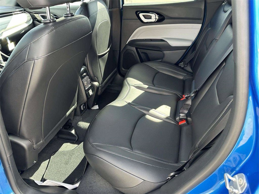 New 2026 Jeep Compass Limited image 6