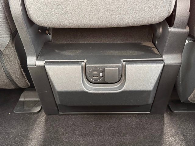 Certified 2021 Ford F150 XLT w/ Equipment Group 302A High image 27