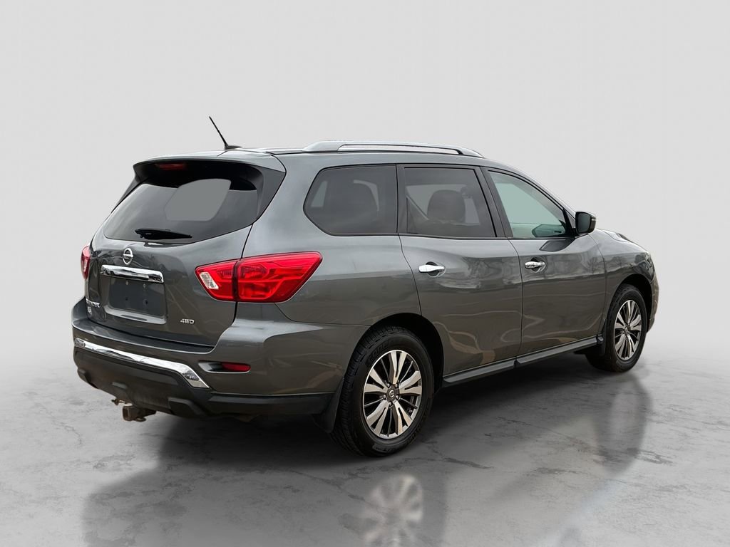 Used 2018 Nissan Pathfinder S image 7