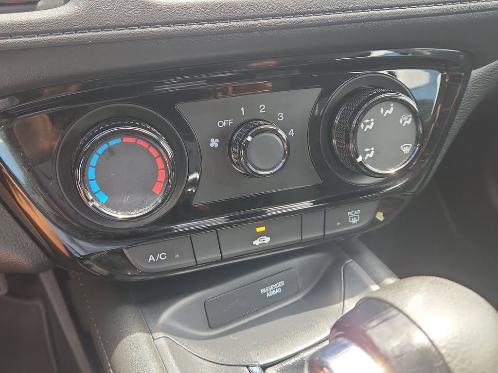 Used 2021 Honda HR-V LX image 28