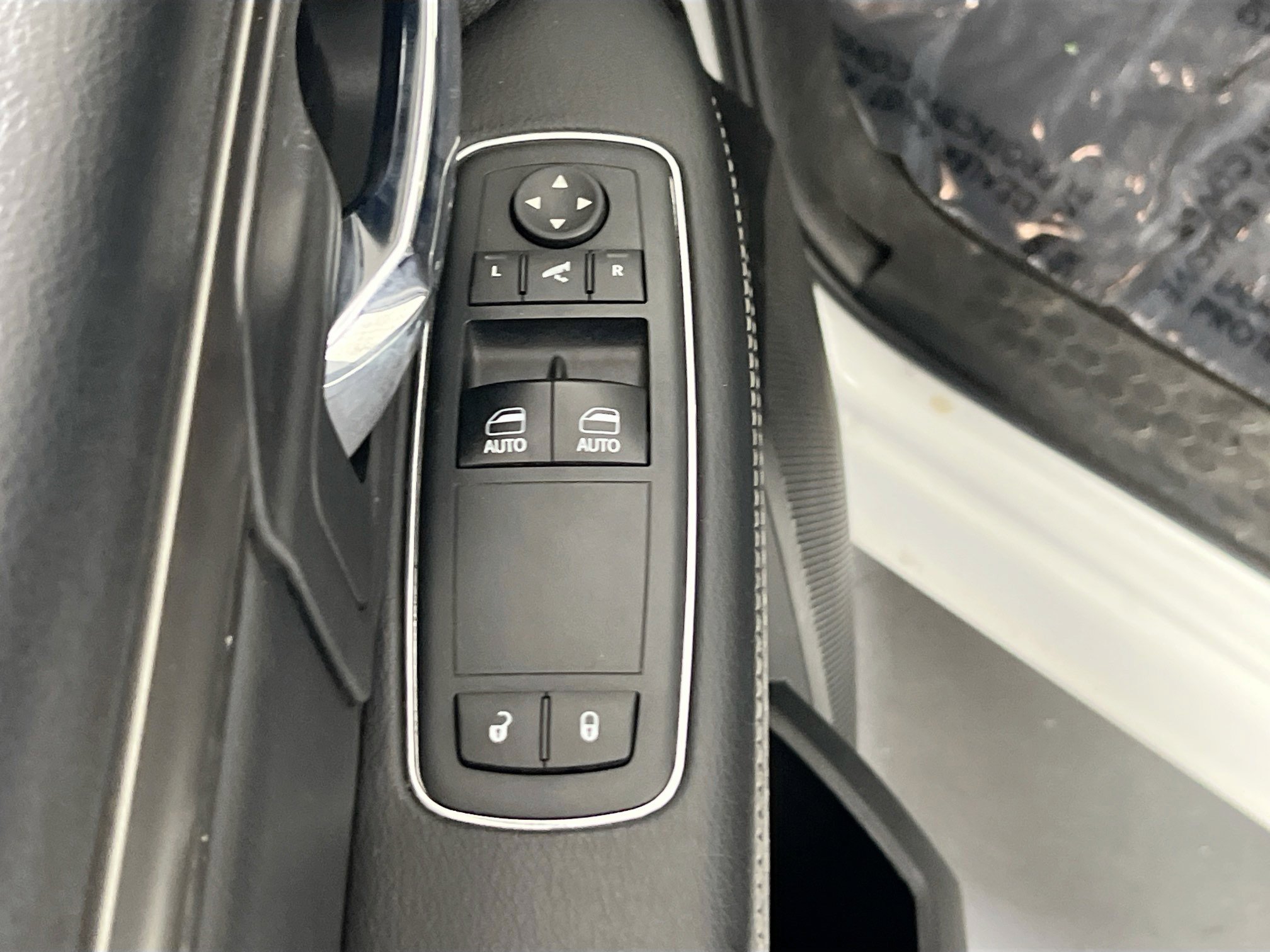 Used 2017 RAM 1500 Sport w/ Convenience Group image 18