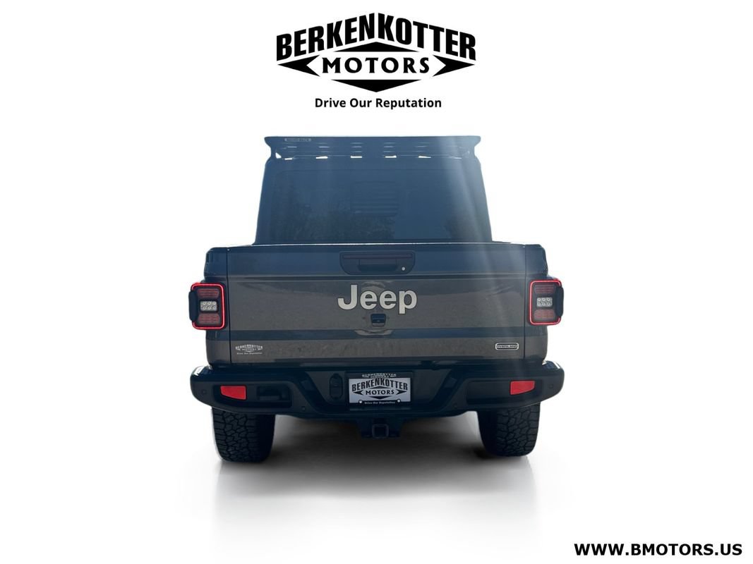 Used 2020 Jeep Gladiator Overland AWD/4WD image 4