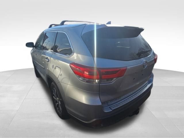 Used 2019 Toyota Highlander XLE w/ Protection Package #3 image 3
