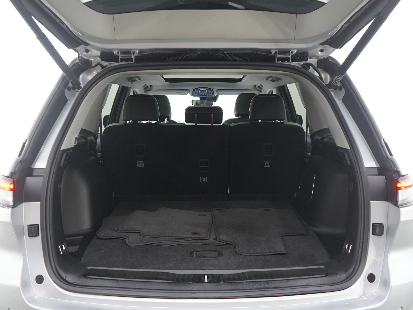 Used 2022 Jeep Grand Cherokee Limited image 16