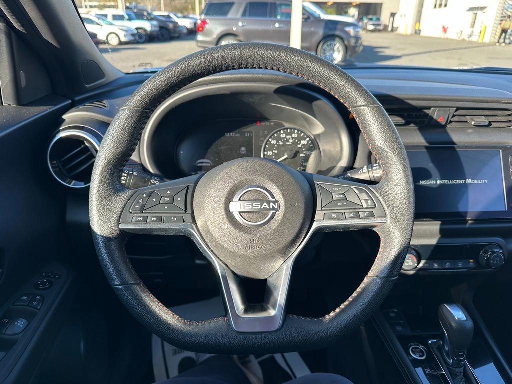 Used 2024 Nissan Kicks SR image 53